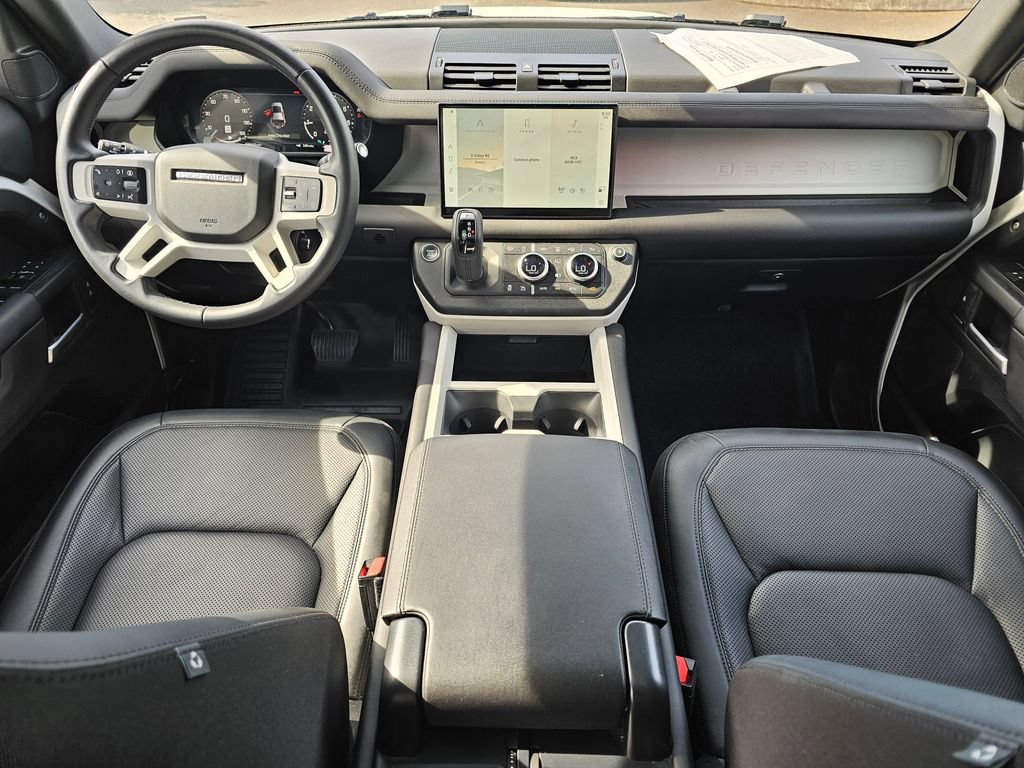 Used 2025 Land Rover Defender 110 S AWD/4WD image 15
