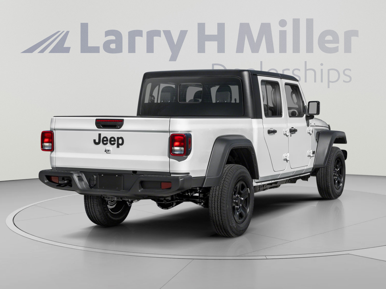 Used 2024 Jeep Gladiator Sport AWD/4WD image 2
