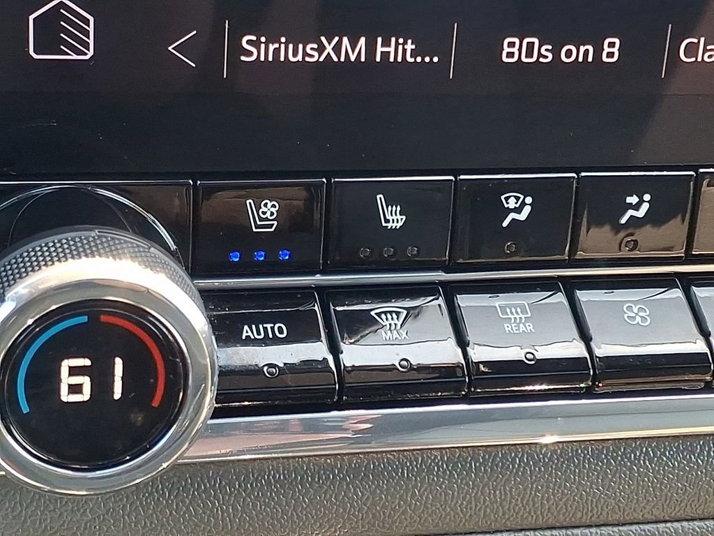 Used 2025 Chevrolet Colorado ZR2 w/ Midnight Edition image 24