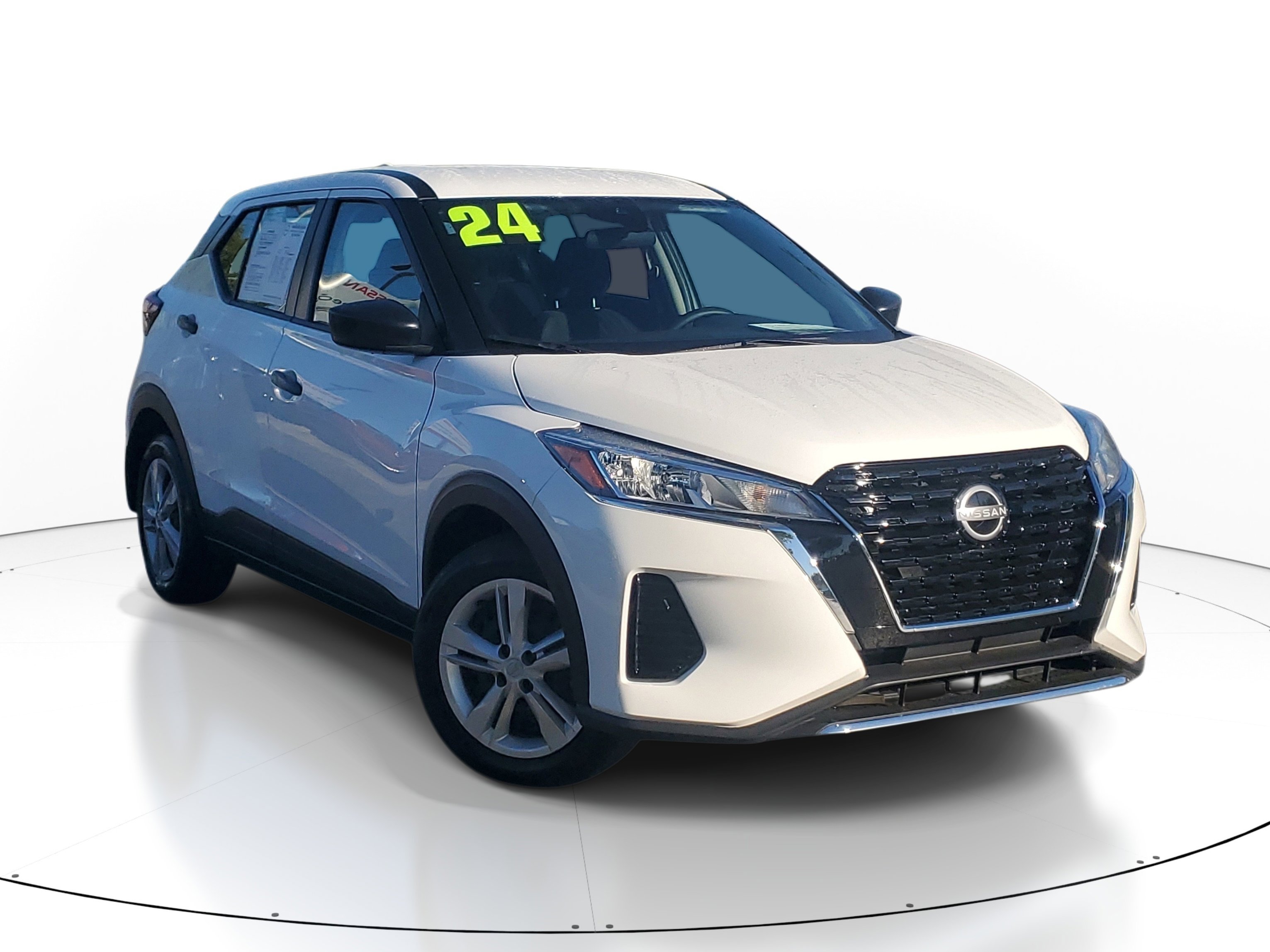 Certified 2024 Nissan Kicks S image 1