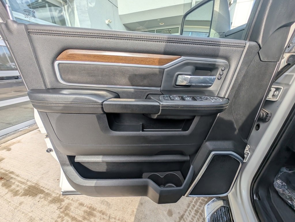 Used 2024 RAM 2500 Laramie image 40
