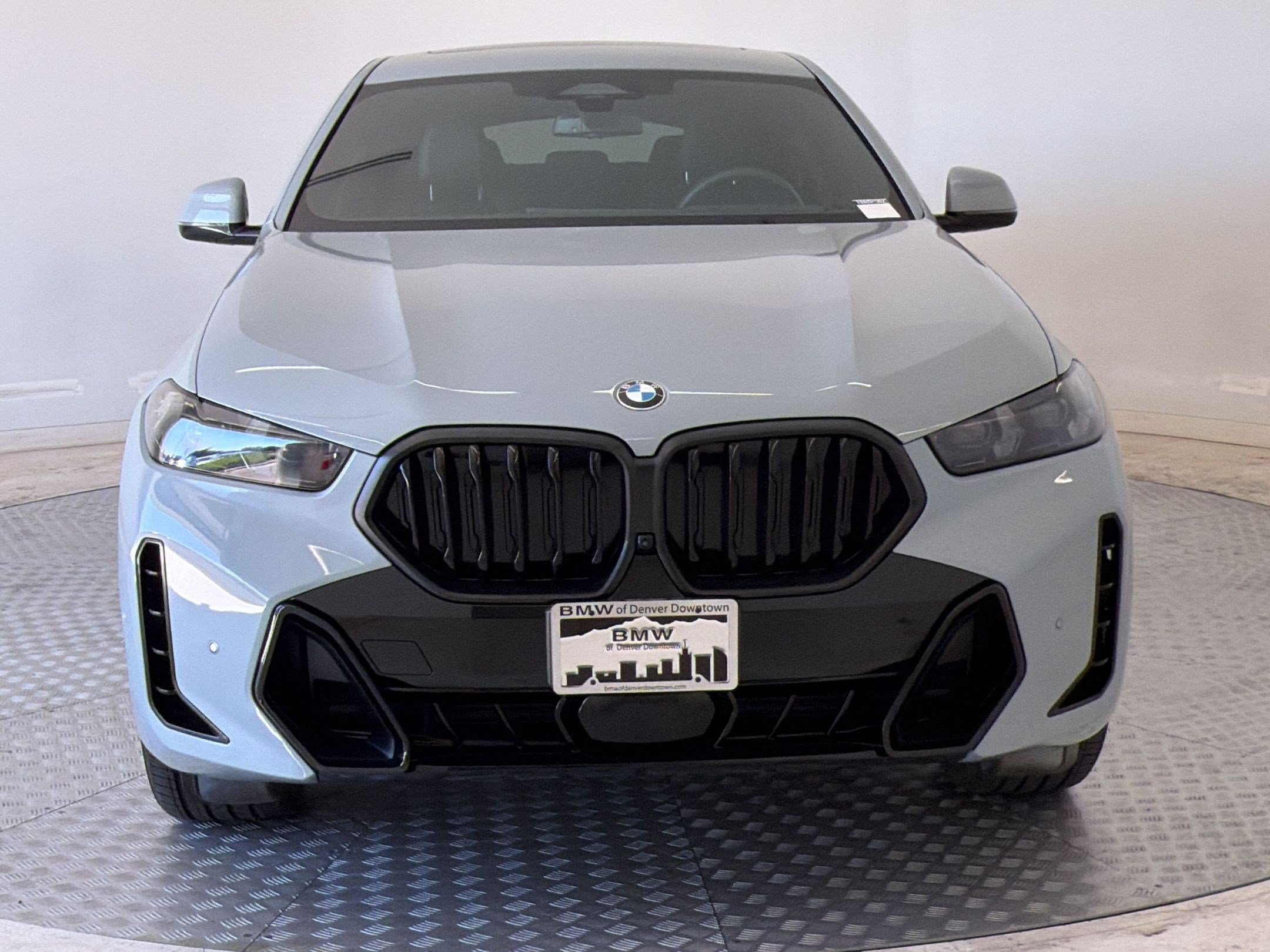 Used 2025 BMW X6 xDrive40i w/ Premium Package AWD/4WD image 6