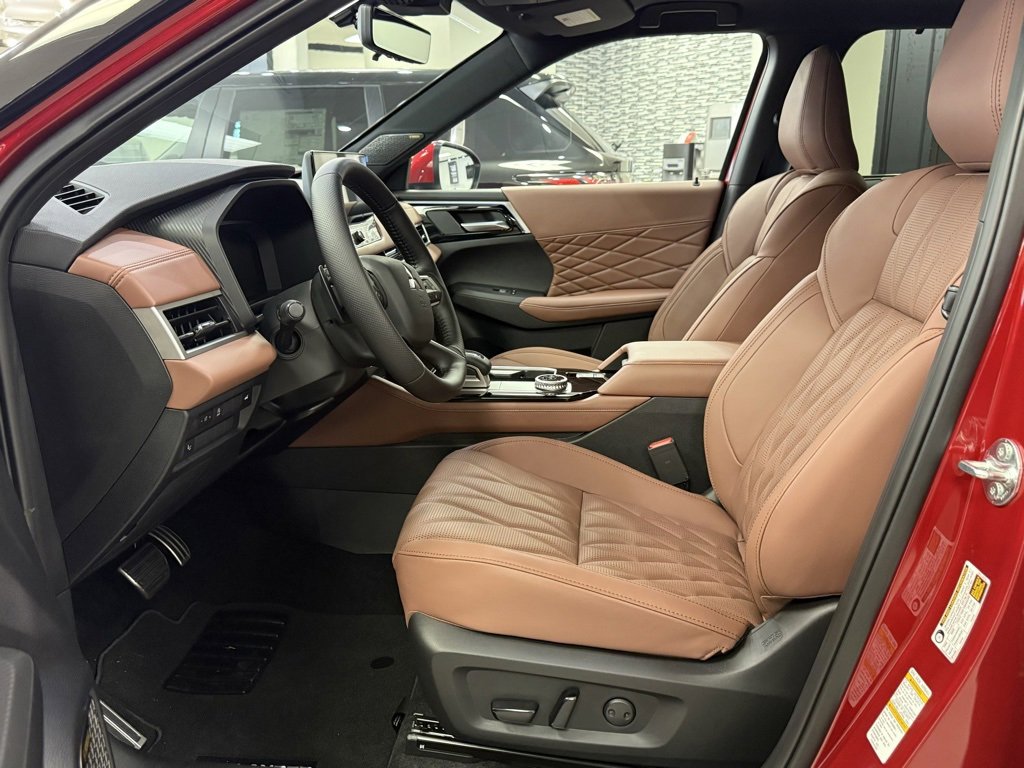 New 2026 Mitsubishi Outlander SEL image 16