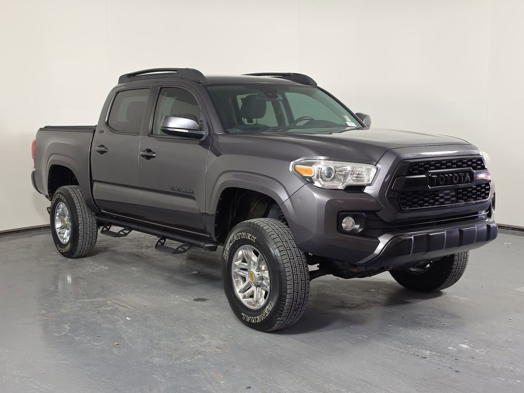 Used 2019 Toyota Tacoma SR5 RWD image 3