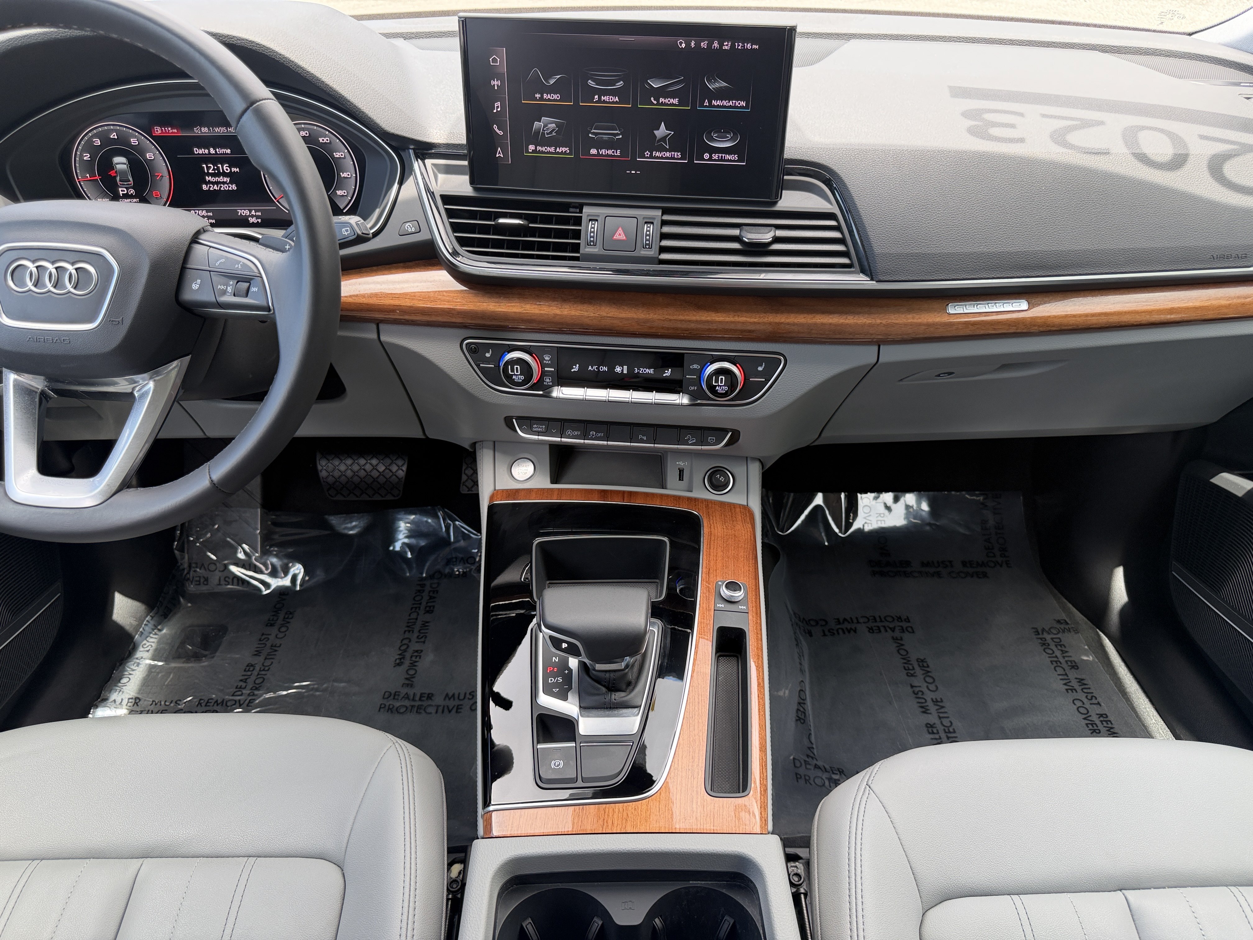 Certified 2023 Audi Q5 2.0T Premium Plus w/ Premium Plus Package AWD/4WD image 16