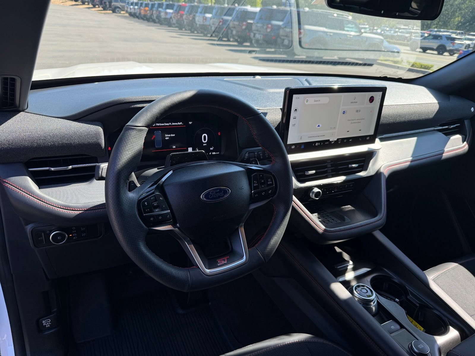 Used 2025 Ford Explorer ST AWD/4WD image 13