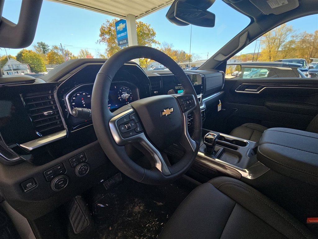 New 2026 Chevrolet Silverado 1500 LTZ w/ Z71 Off-Road Package image 10