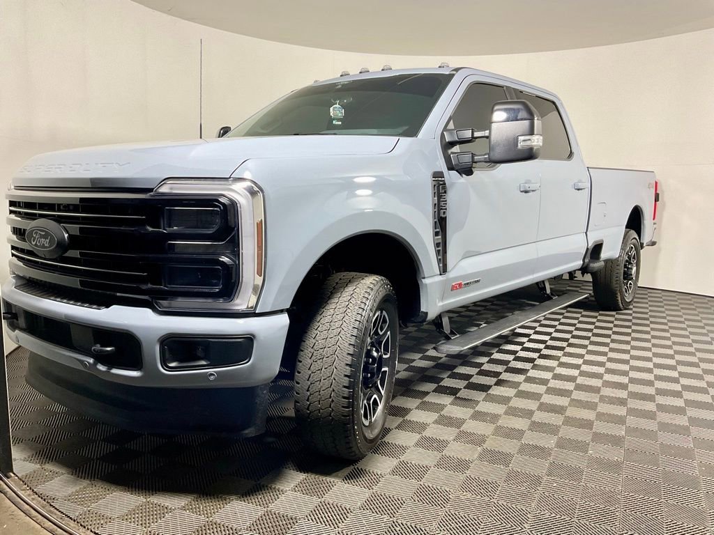 Used 2026 Ford F350 Platinum AWD/4WD image 12