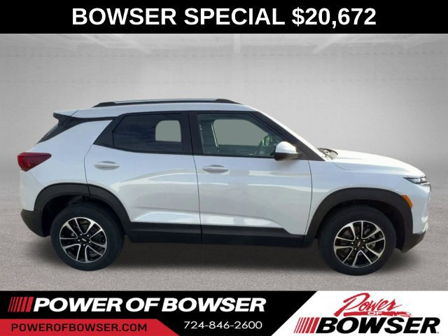 Certified 2024 Chevrolet TrailBlazer LT w/ LT Cold Weather Package AWD/4WD image 8