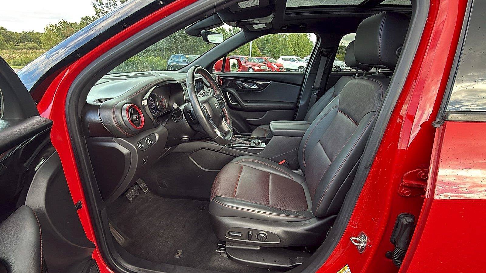 Used 2019 Chevrolet Blazer RS AWD/4WD image 24