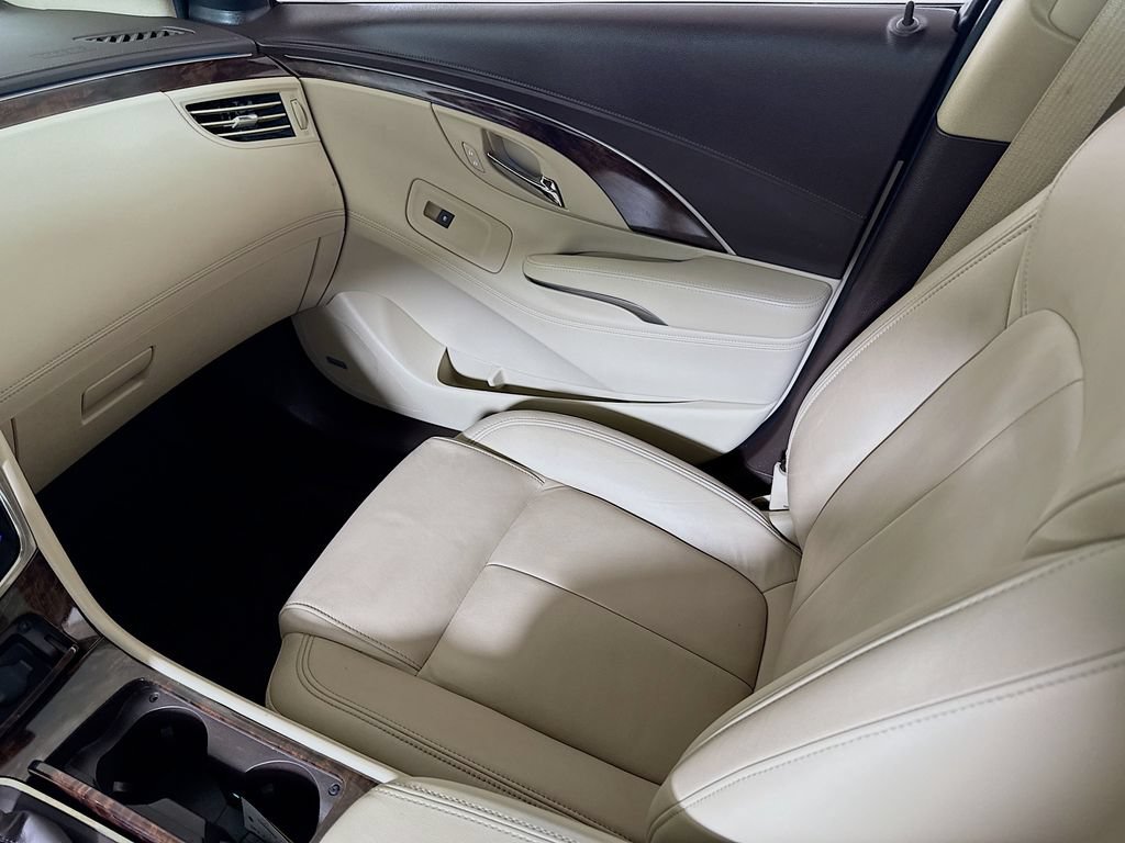 Used 2015 Buick LaCrosse Leather w/ Experience Buick Package FWD image 23