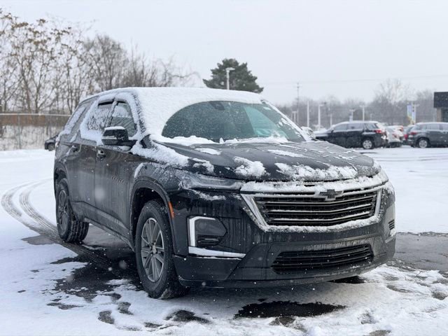 Certified 2023 Chevrolet Traverse LT image 2