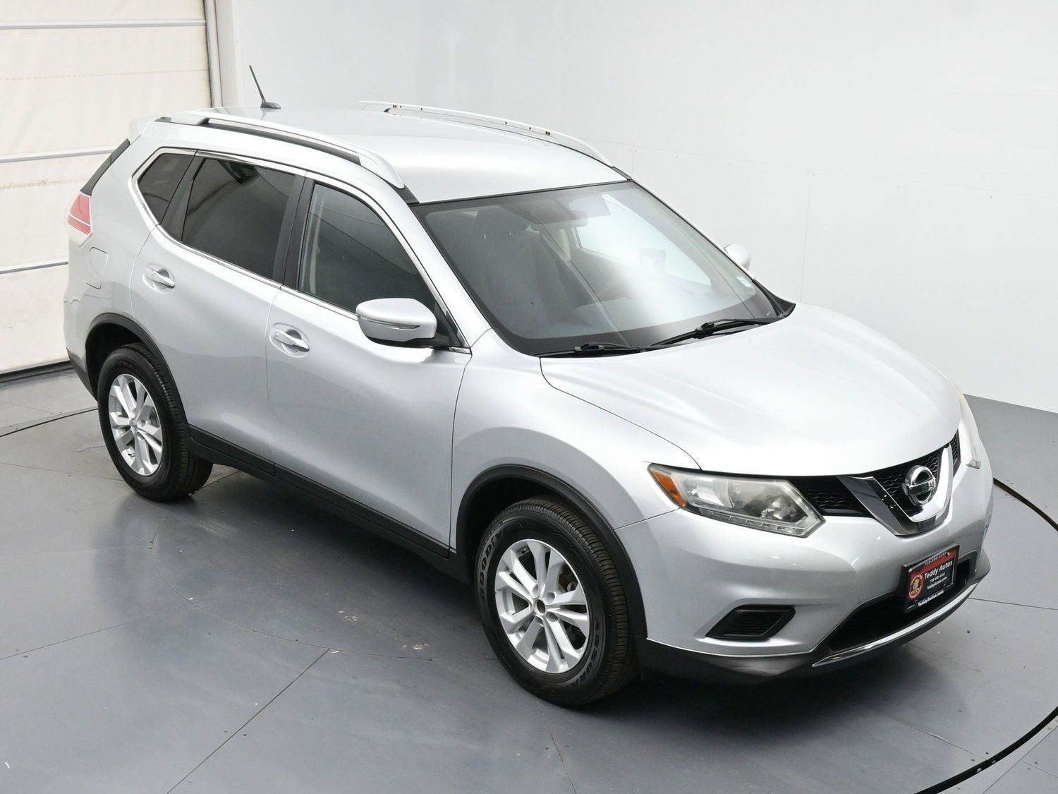 Used 2015 Nissan Rogue SV AWD/4WD image 34