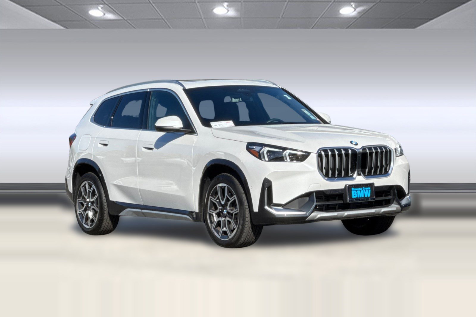 Used 2026 BMW X1 xDrive28i w/ Technology Package AWD/4WD image 7