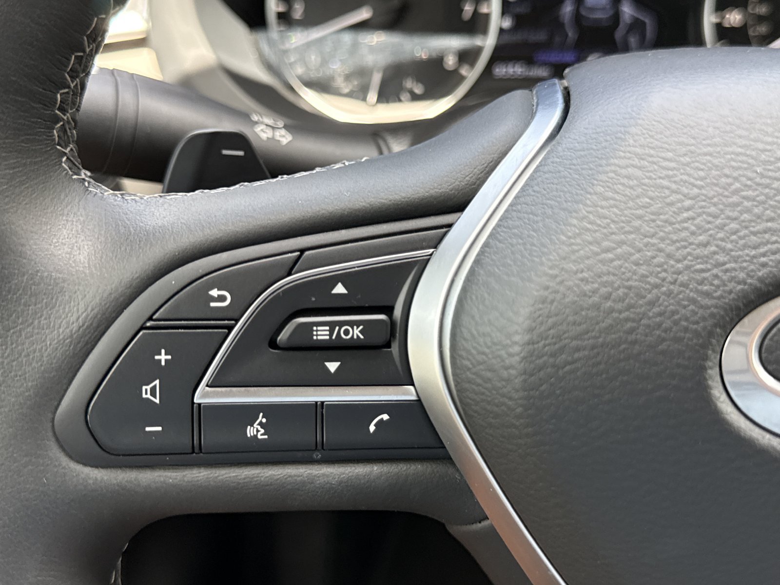 Used 2025 INFINITI QX50 Luxe AWD/4WD image 21