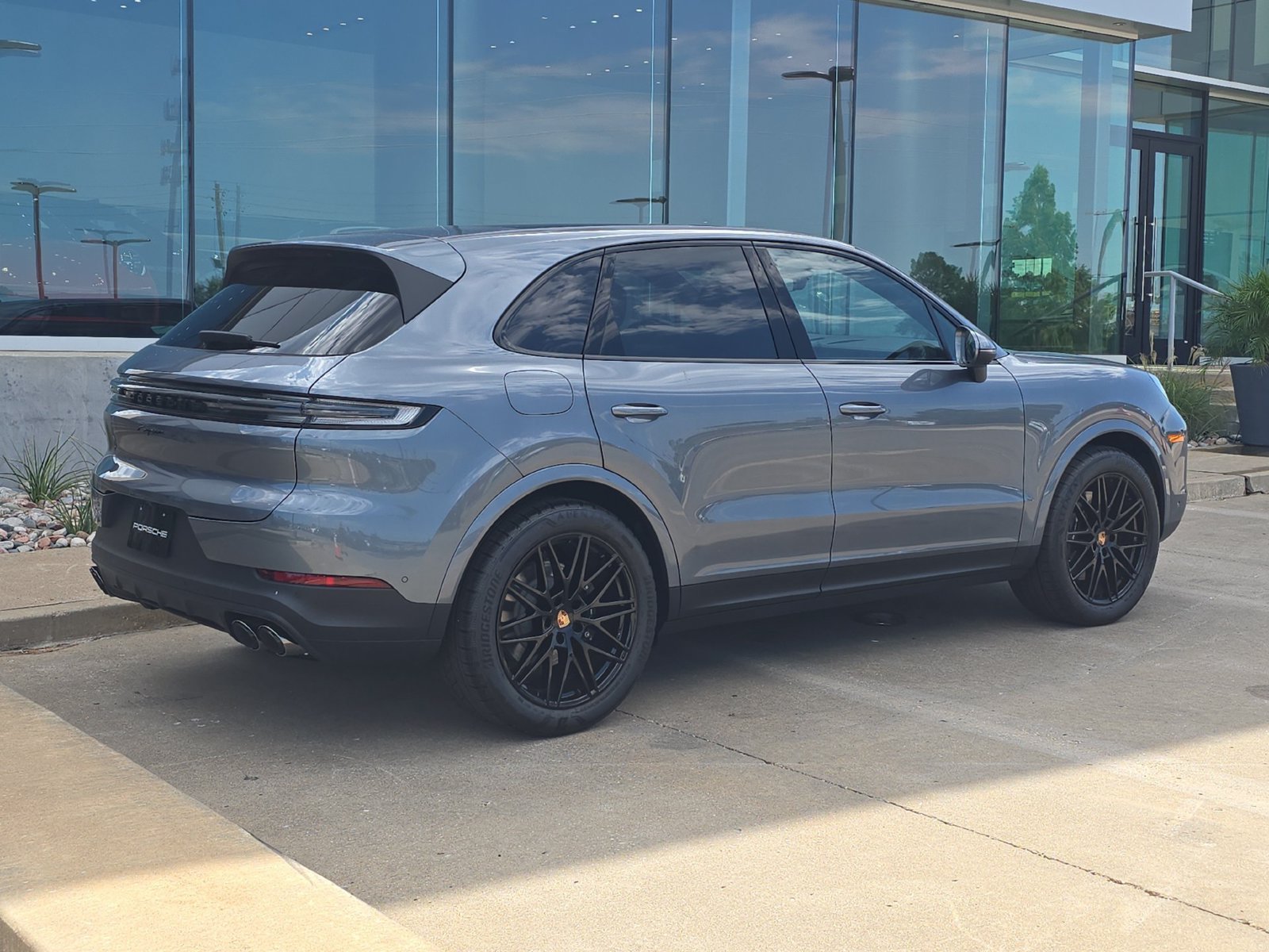 New 2026 Porsche Cayenne AWD/4WD image 7