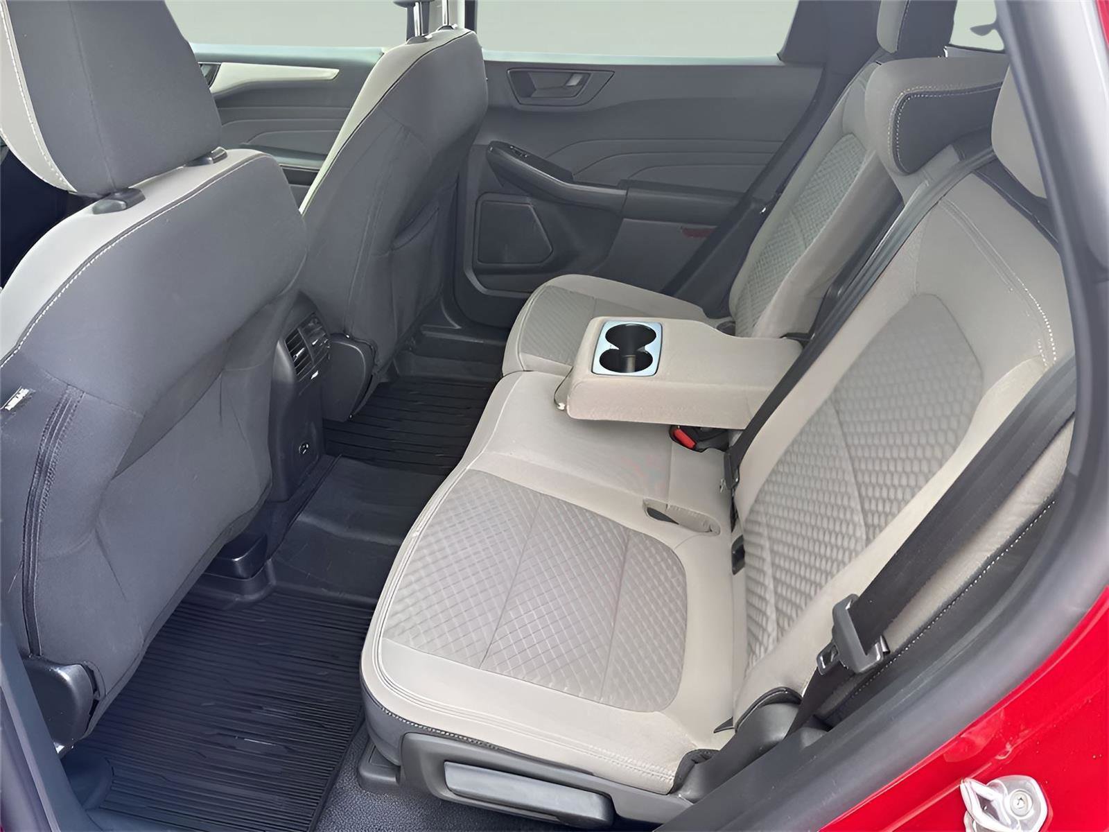 Used 2022 Ford Escape SE w/ Convenience Package FWD image 26