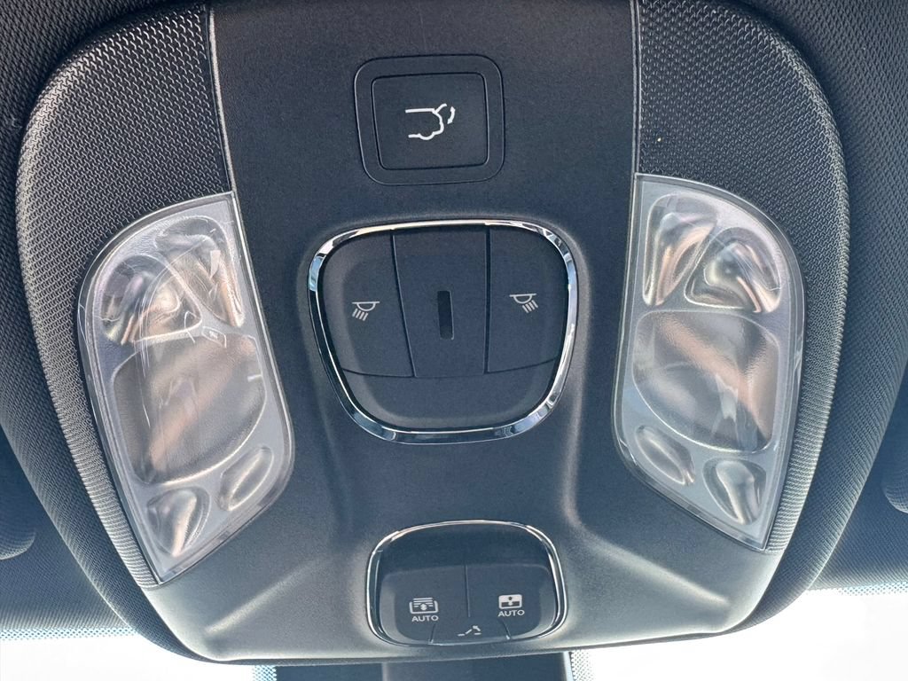 New 2026 Jeep Compass Limited w/ Sun, Sound & Navigation Group AWD/4WD image 23
