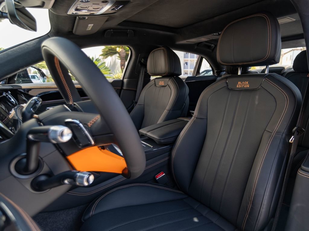 Used 2025 Bentley Flying Spur Plug-In Hybrid AWD/4WD image 12