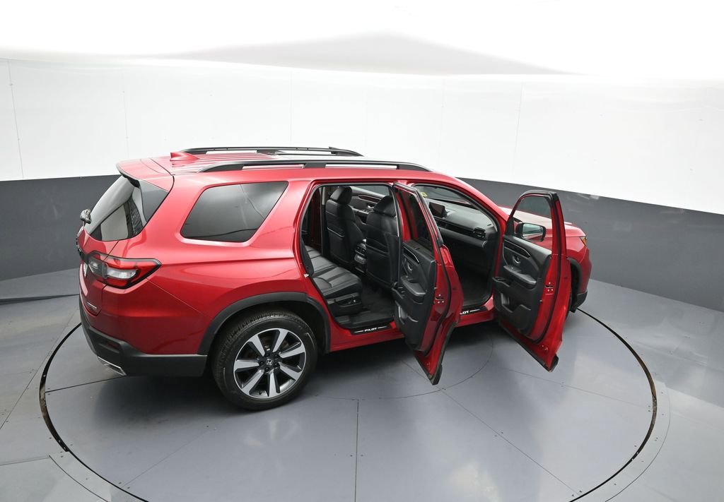Used 2024 Honda Pilot Touring image 47