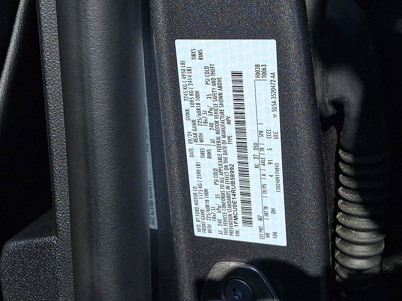 New 2024 Ford Escape SE w/ PHEV Premium Package image 16