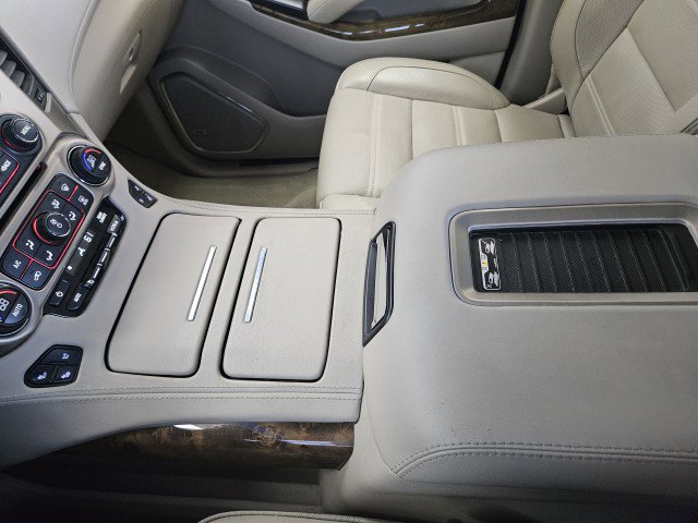 Used 2016 GMC Yukon Denali w/ Open Road Package AWD/4WD image 31
