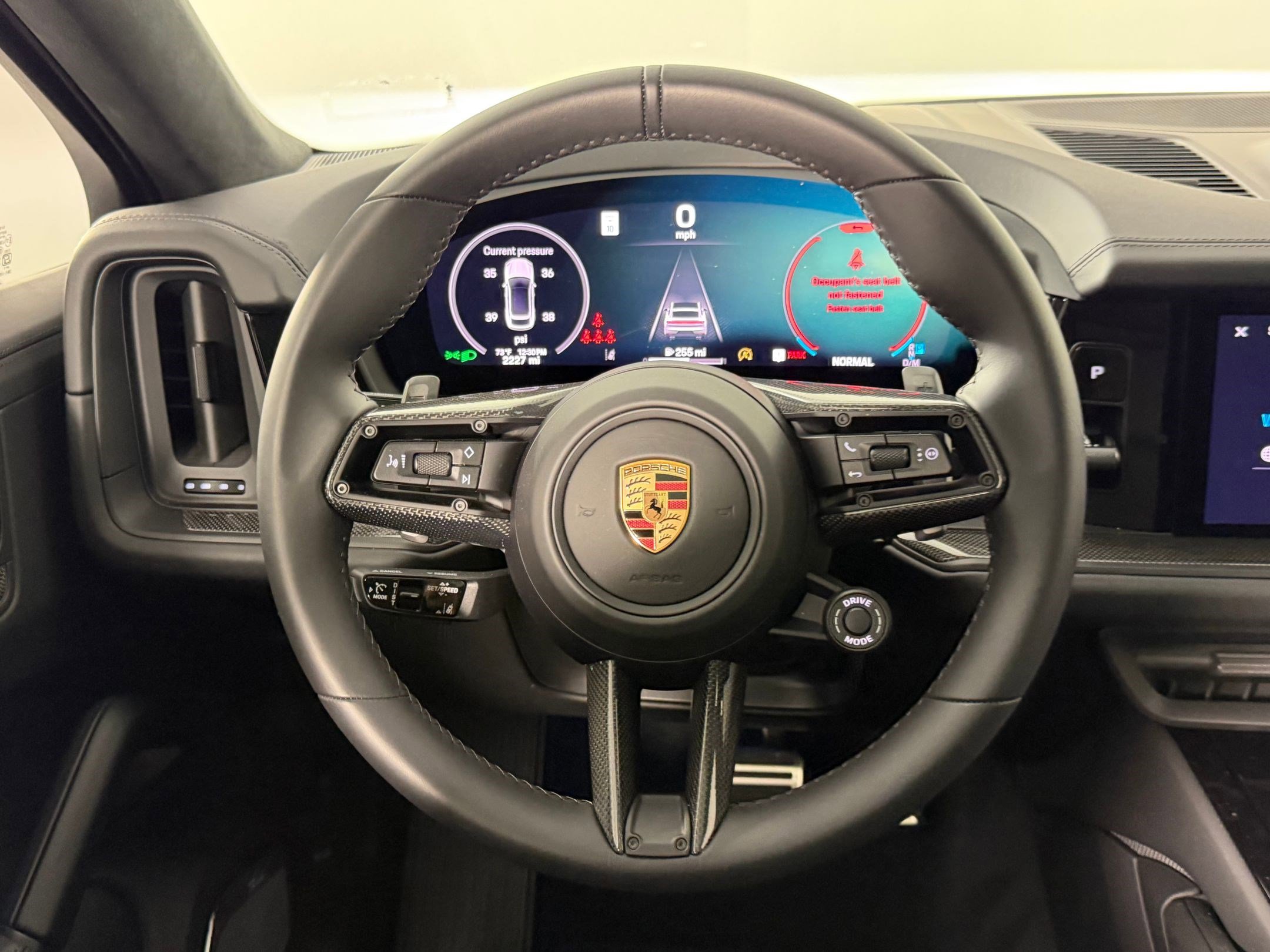 Certified 2025 Porsche Cayenne GTS image 21