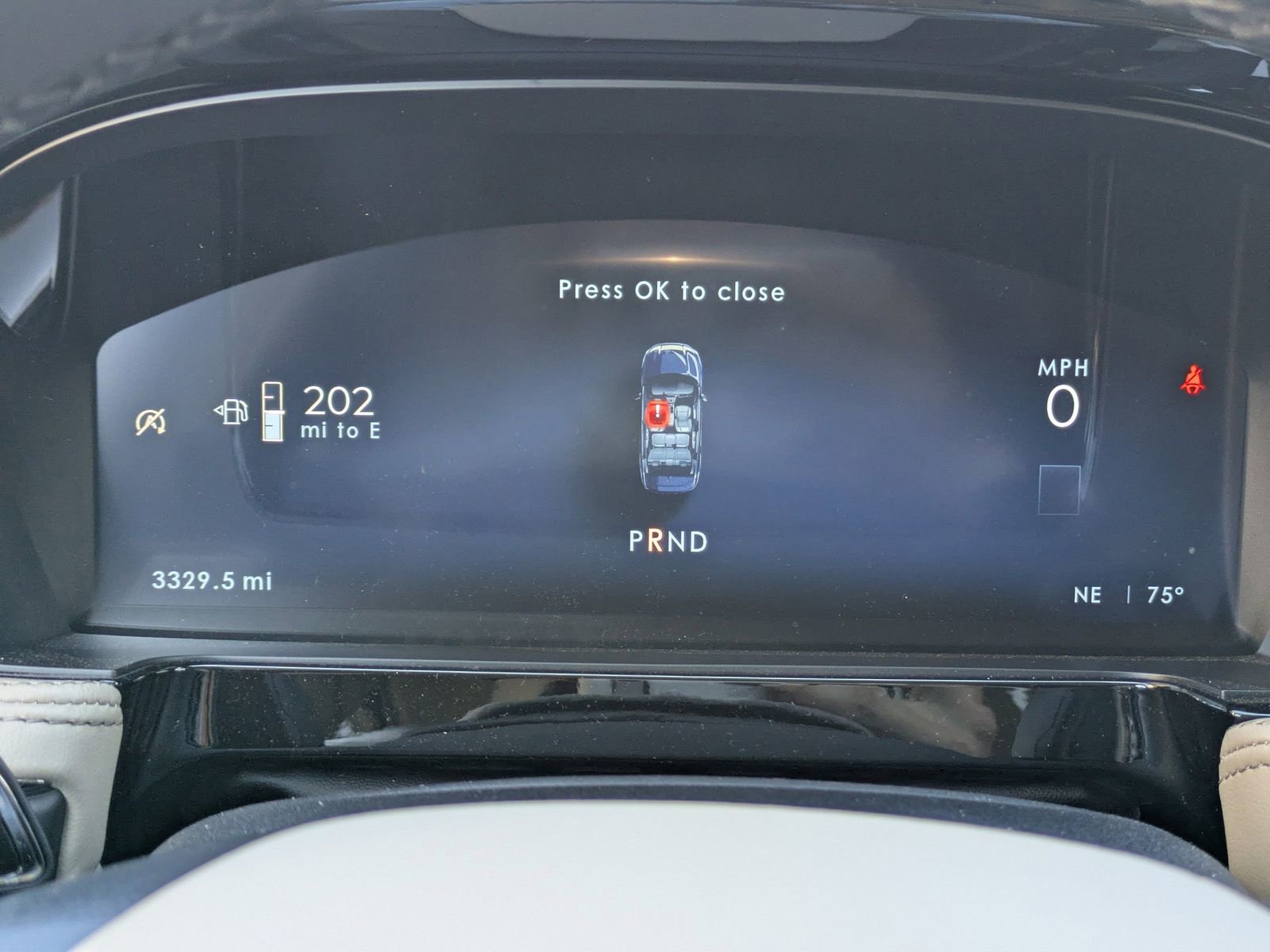 Certified 2025 Lincoln Corsair FWD w/ Equipment Group 101A image 29