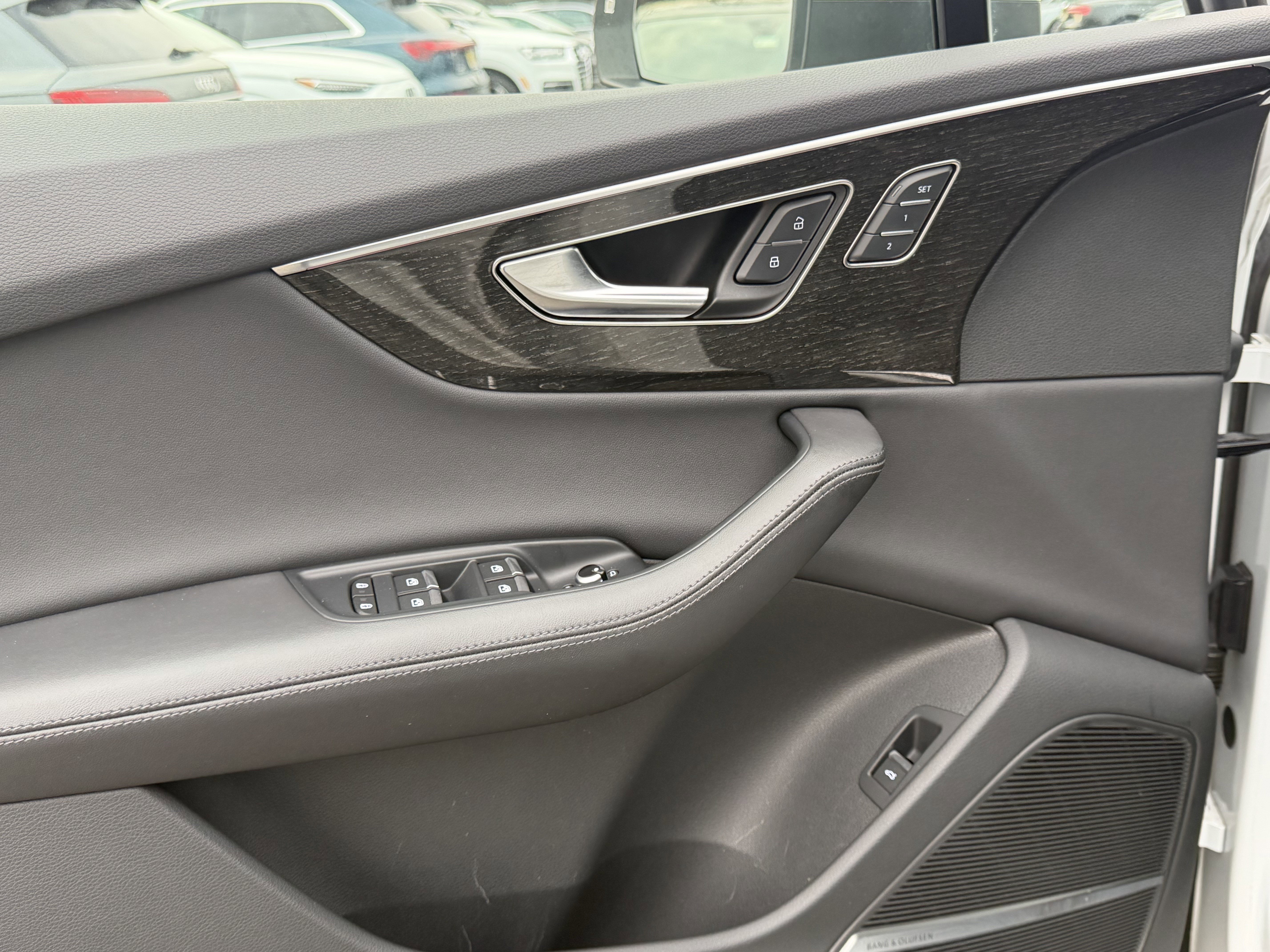 Used 2023 Audi Q7 3.0T Premium Plus w/ Premium Plus Package image 11