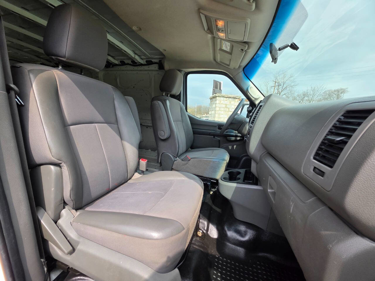 Used 2018 Nissan NV 1500 S w/ Rear Door Glass Package image 9