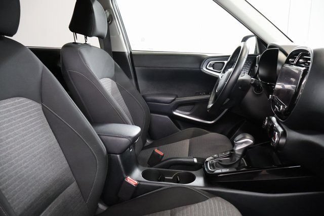 Used 2023 Kia Soul EX FWD image 28