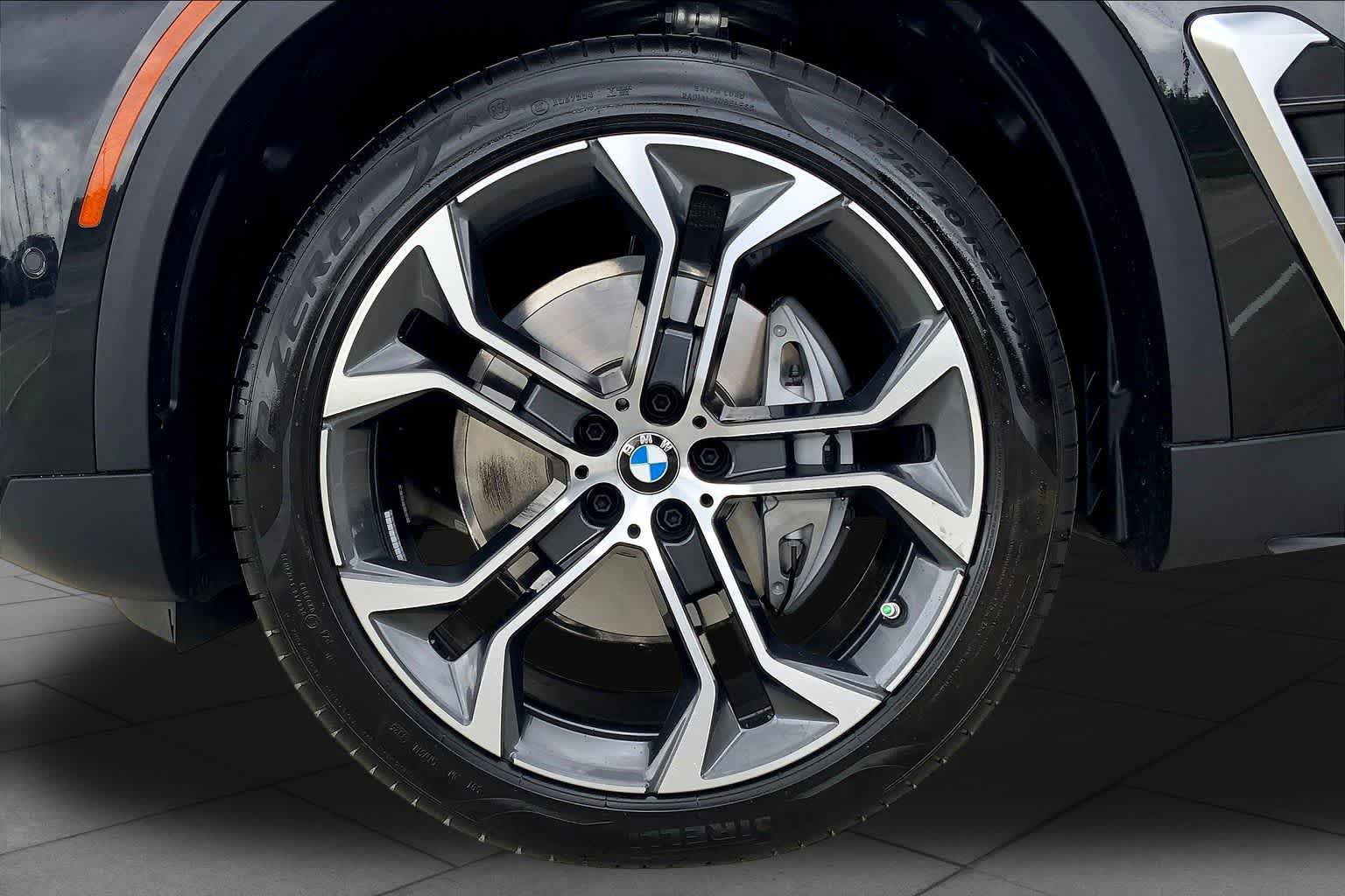 Used 2026 BMW X5 sDrive40i w/ Climate Comfort Package RWD image 10