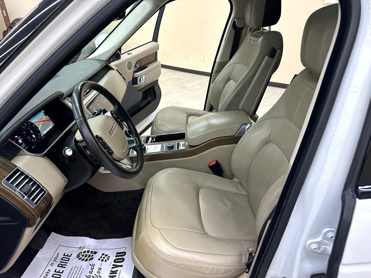 Used 2018 Land Rover Range Rover Supercharged image 23