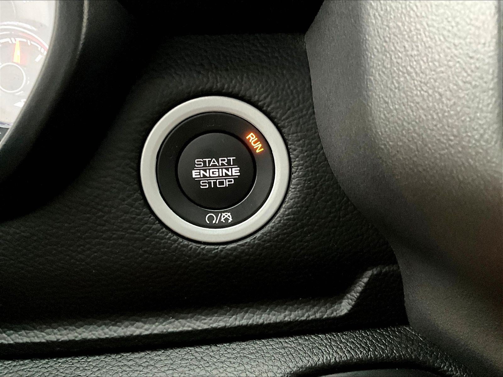 Used 2020 RAM 1500 Big Horn AWD/4WD image 32