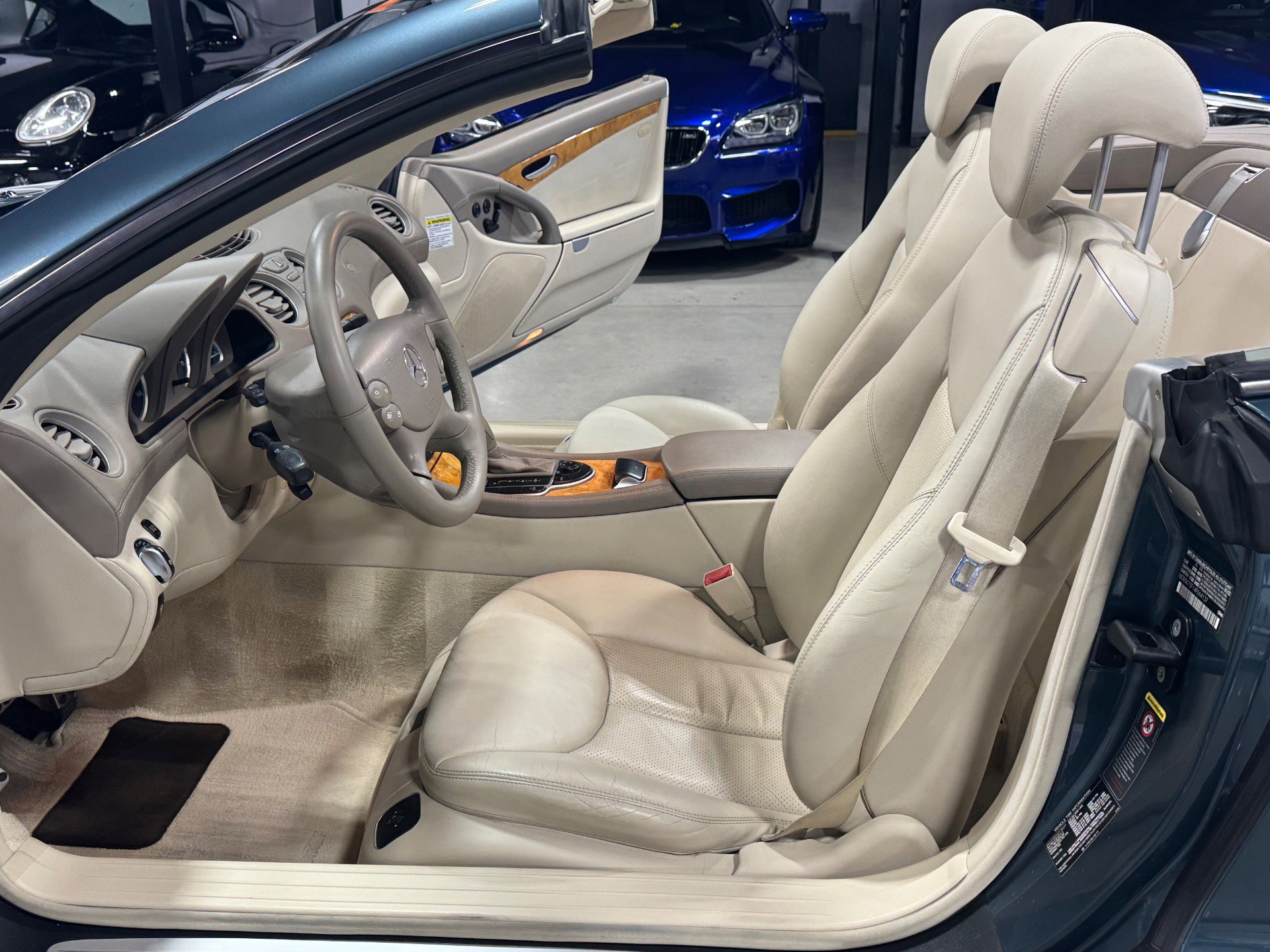 Used 2004 Mercedes-Benz SL 500 image 19