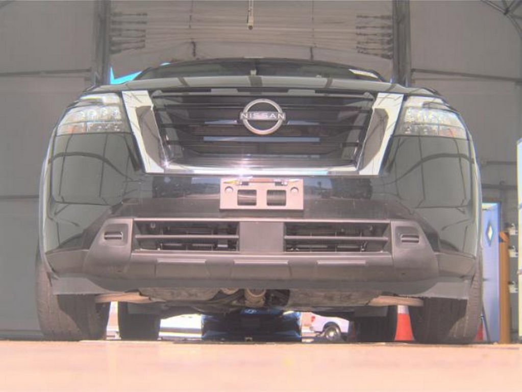 Used 2024 Nissan Pathfinder S image 4