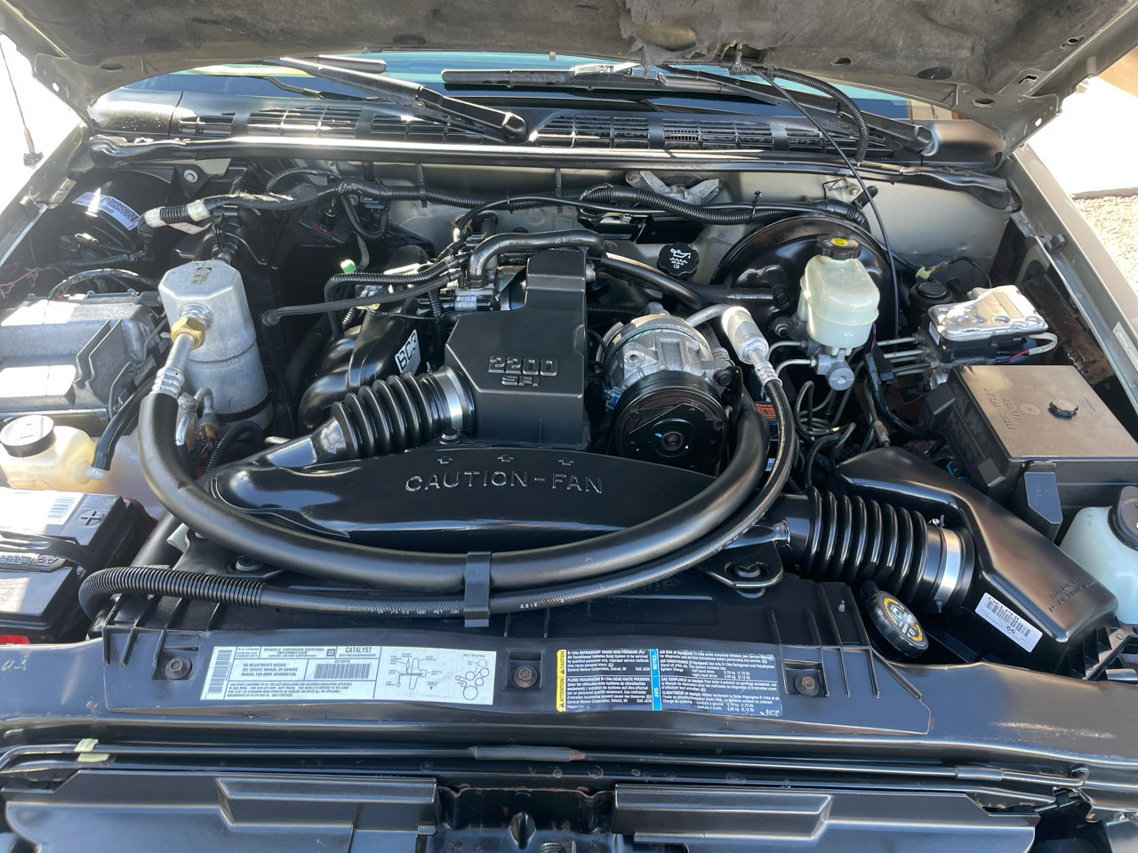 Used 2003 Chevrolet S10 Pickup 2WD Regular Cab image 11