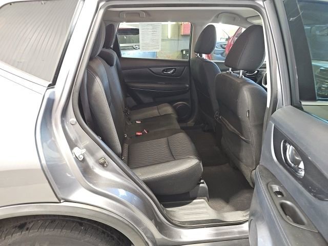 Certified 2018 Nissan Rogue SV AWD/4WD image 19