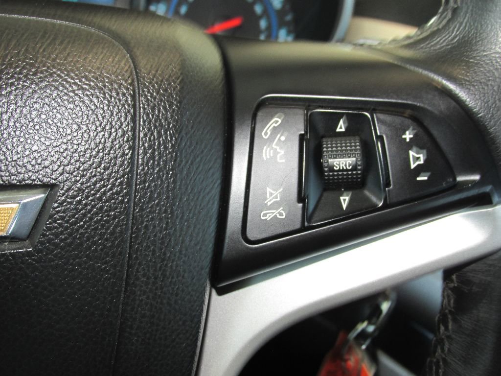 Used 2013 Chevrolet Cruze LT image 17