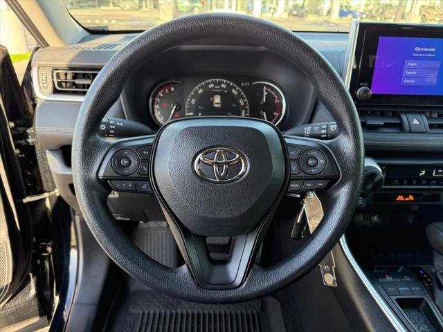 Certified 2025 Toyota RAV4 LE FWD image 21