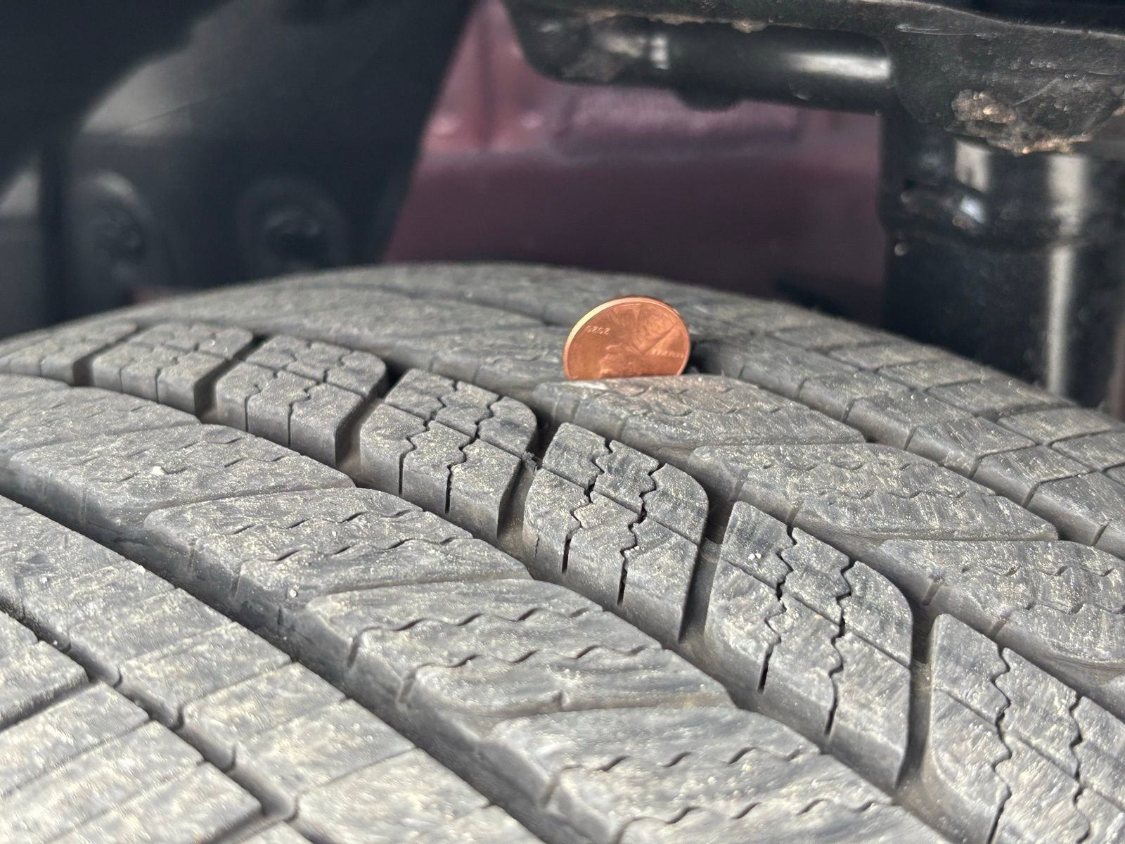 Used 2025 Nissan Rogue S image 14