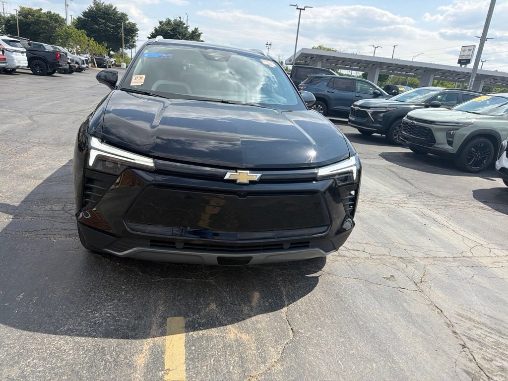 Used 2024 Chevrolet Blazer EV LT AWD/4WD image 6