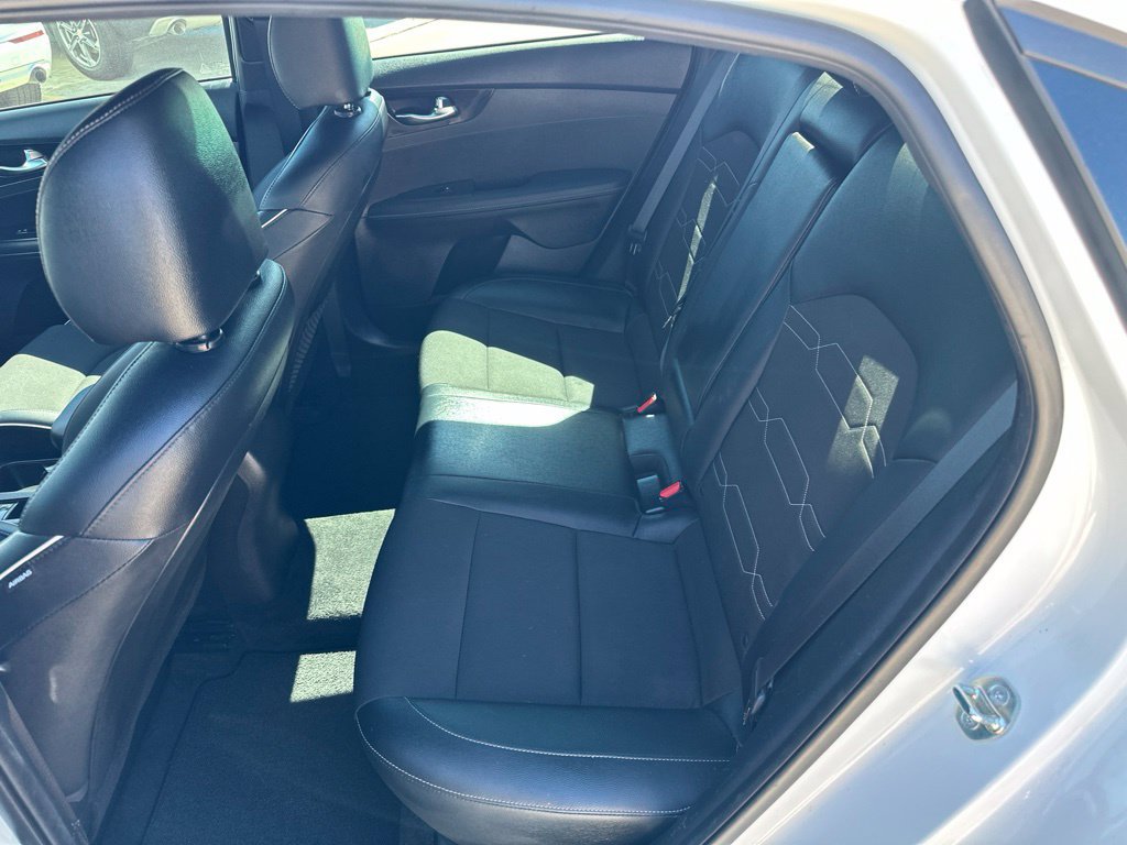 Used 2023 Kia Forte GT-Line w/ GT-Line Premium Package FWD image 27