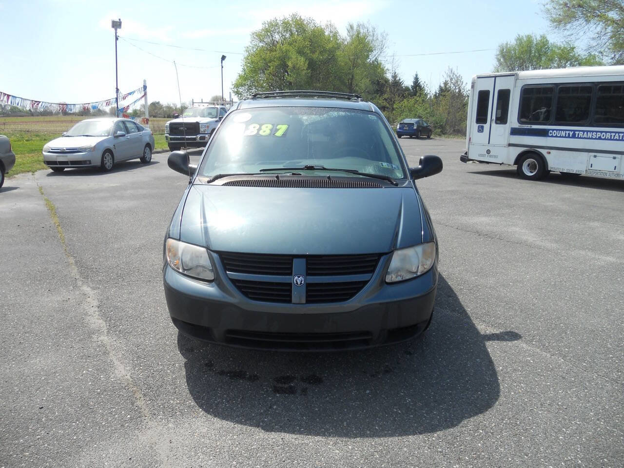 Used 2006 Dodge Caravan SE image 3