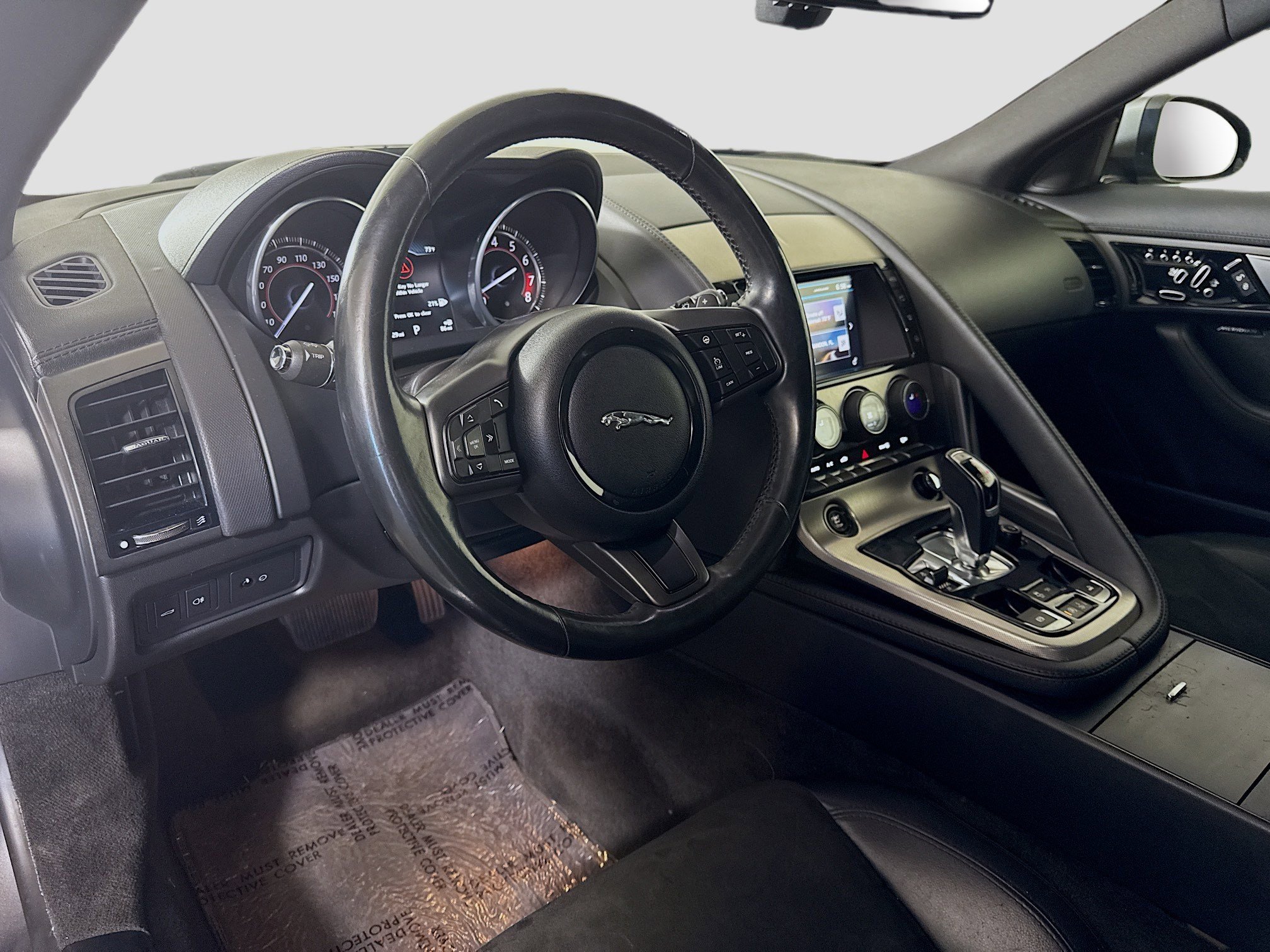 Used 2016 Jaguar F-TYPE Convertible image 23