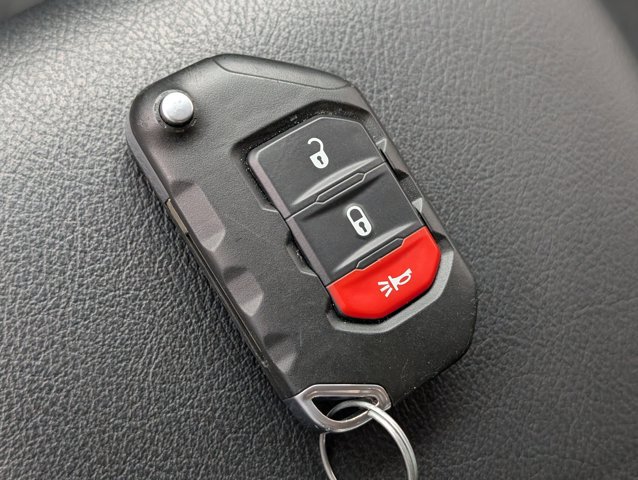 Used 2024 Jeep Gladiator Sport AWD/4WD image 30