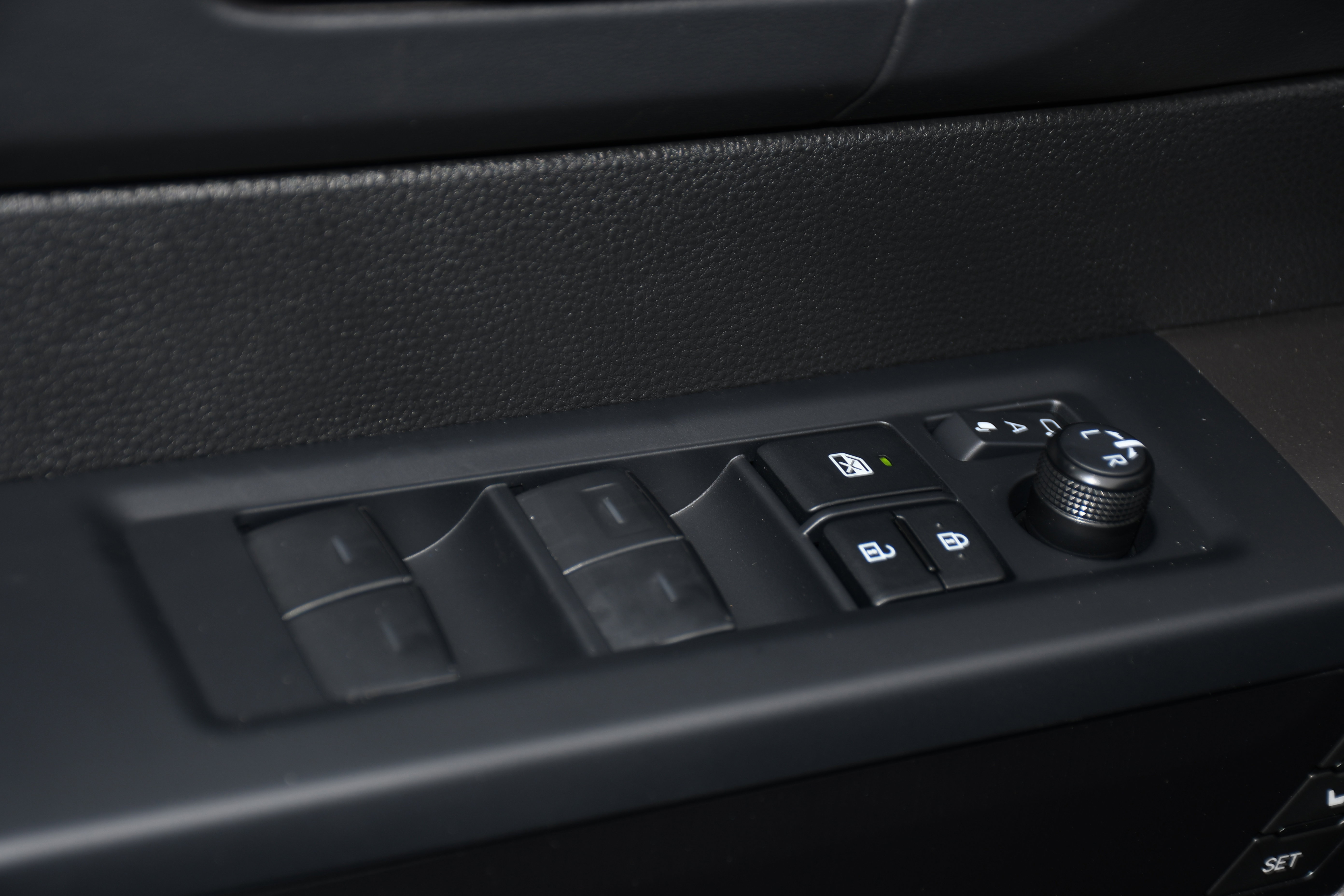 New 2026 Toyota Tundra Platinum image 6