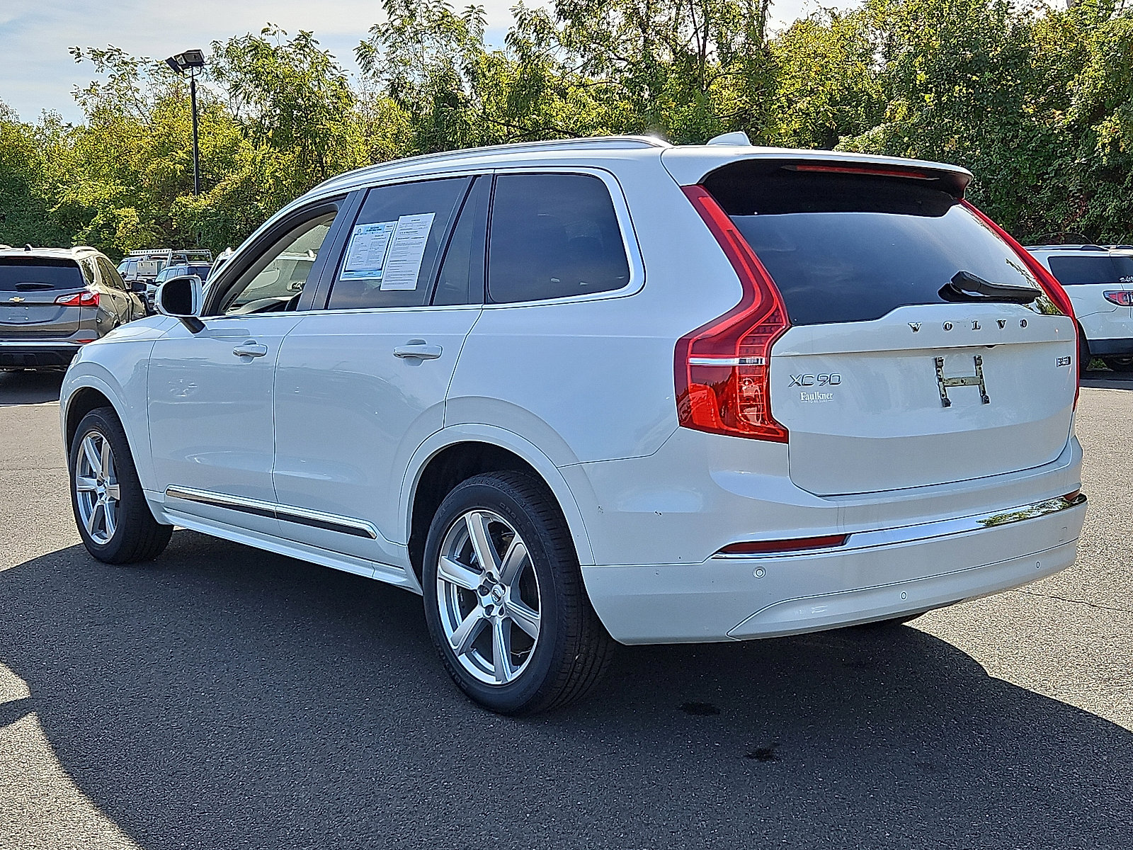Certified 2024 Volvo XC90 B5 Core w/ Protection Package Premier AWD/4WD image 4