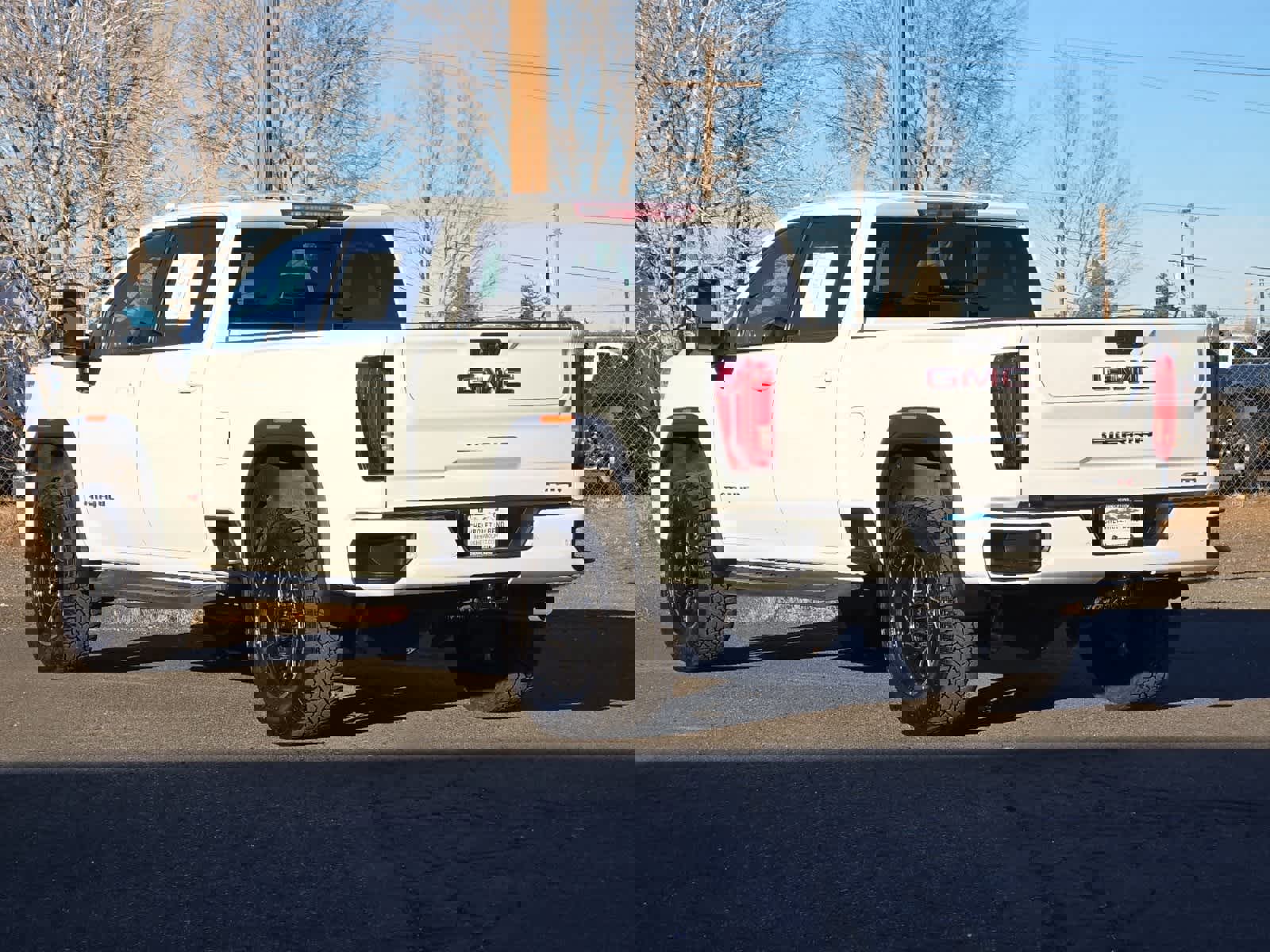 Used 2021 GMC Sierra 3500 AT4 w/ AT4 Preferred Package image 6