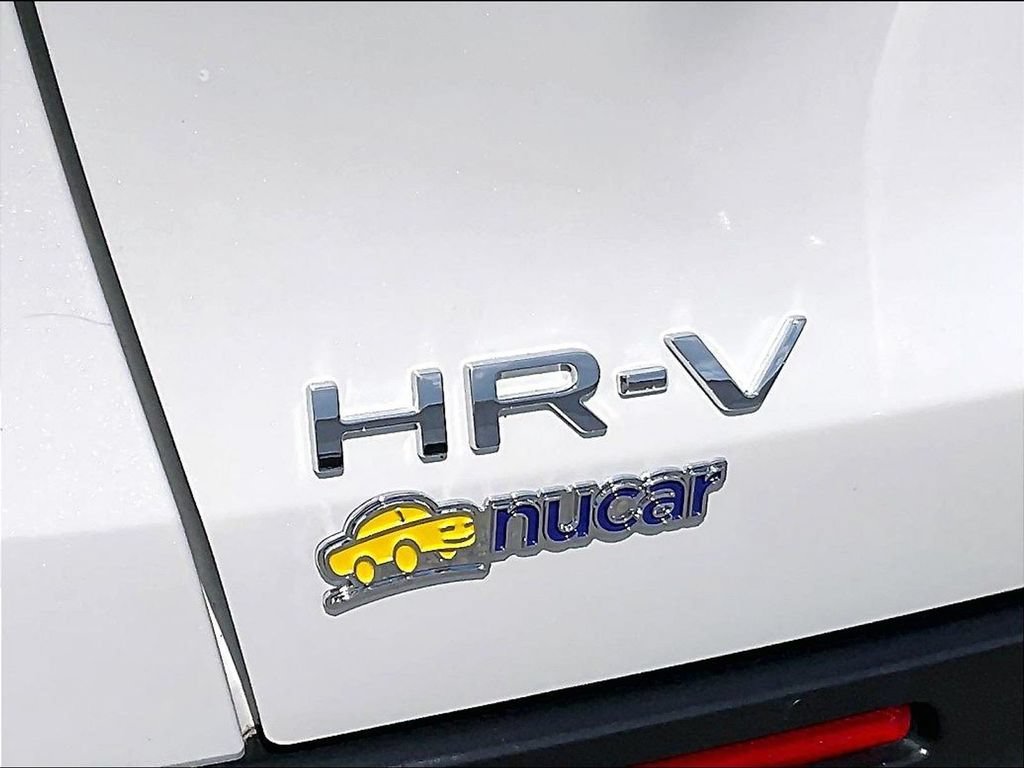 Used 2023 Honda HR-V LX image 28